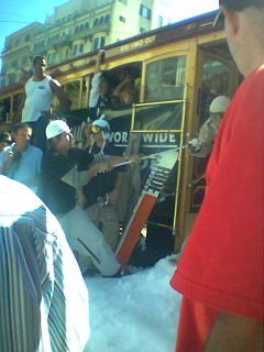 Johnny Mosley pulls a skier out of the gate Icer Air 2005